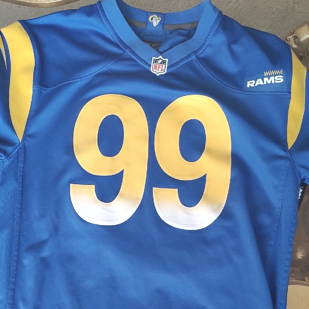 NFL Rams Blue and Yellow Short Sleeve Tee